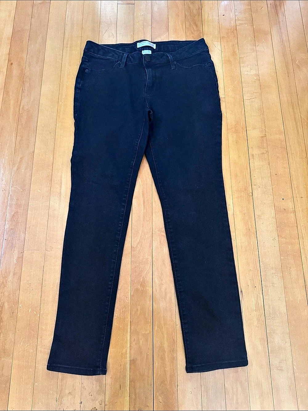No Boundaries Skinny Jeans in Black Waist women’s 13